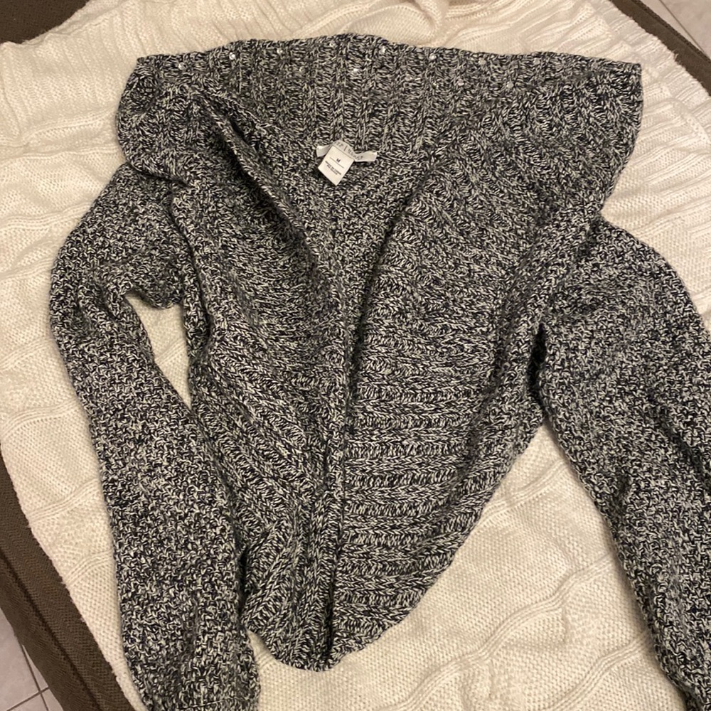 Bolero sweater